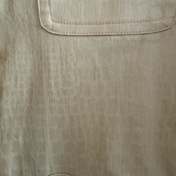 Chico's alligator gator imprint, Yellow Zip Up Jacket & 4 zip pockets. Size 0 - Picture 4 of 10